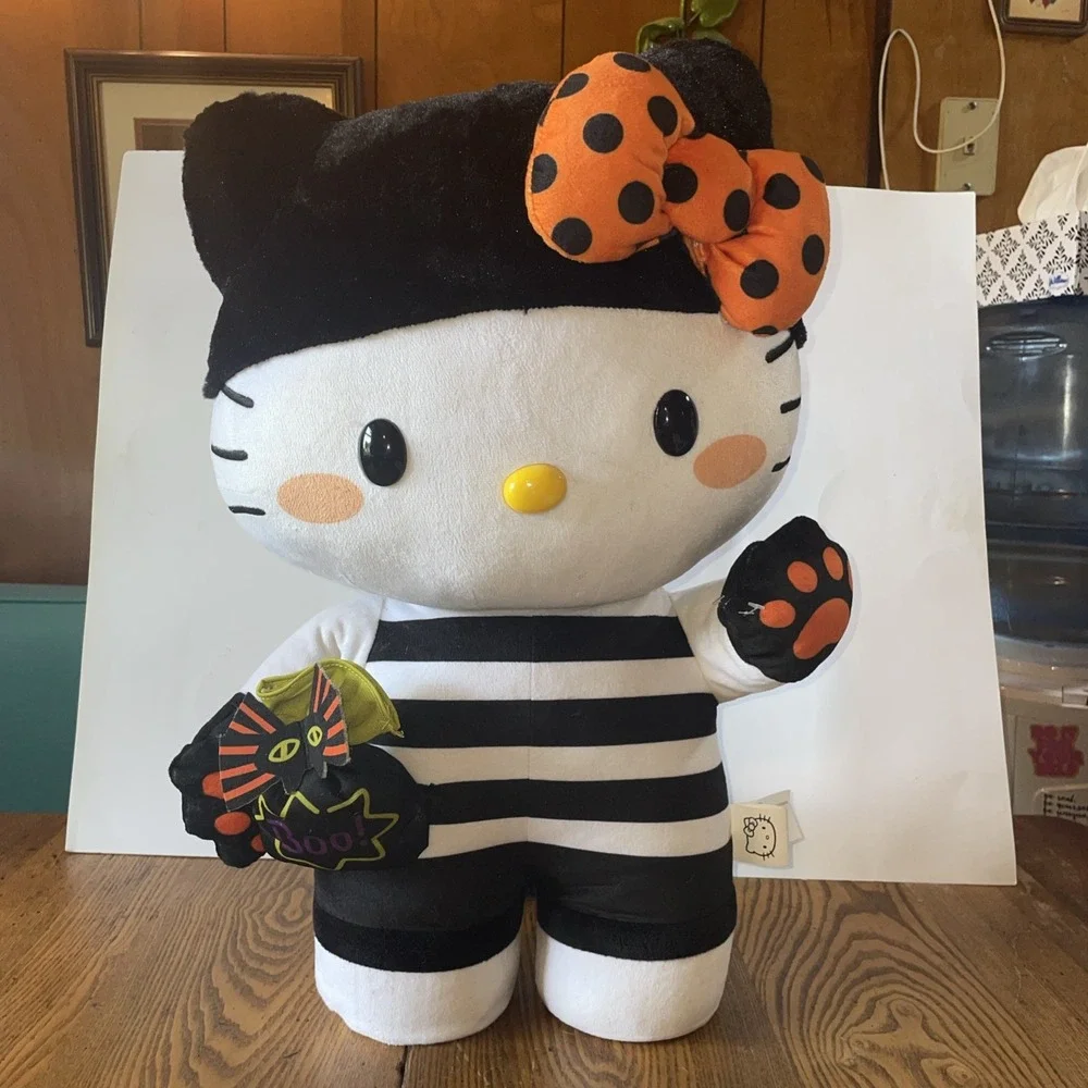 Sanrio Hello Kitty Halloween Cat Burglas Plush Greeter 21